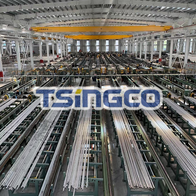 ASTM A312 304 316L Sch40 60 80 tubo senza saldatura in Cina