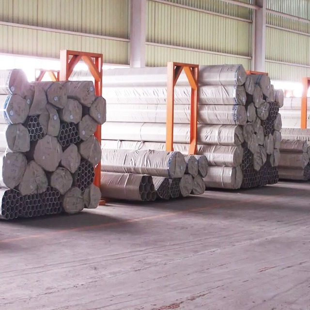 Tuyaux soud&eacute;s en acier inoxydable ASTM A312/A213 pour pipeline